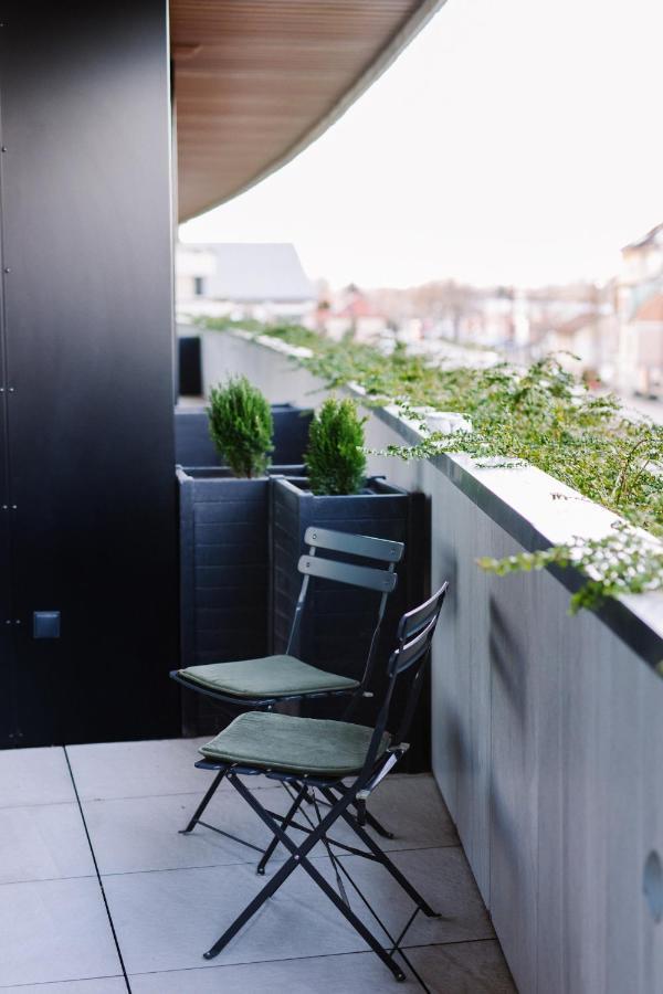 Design Apartman - Free Parking Szeged Esterno foto